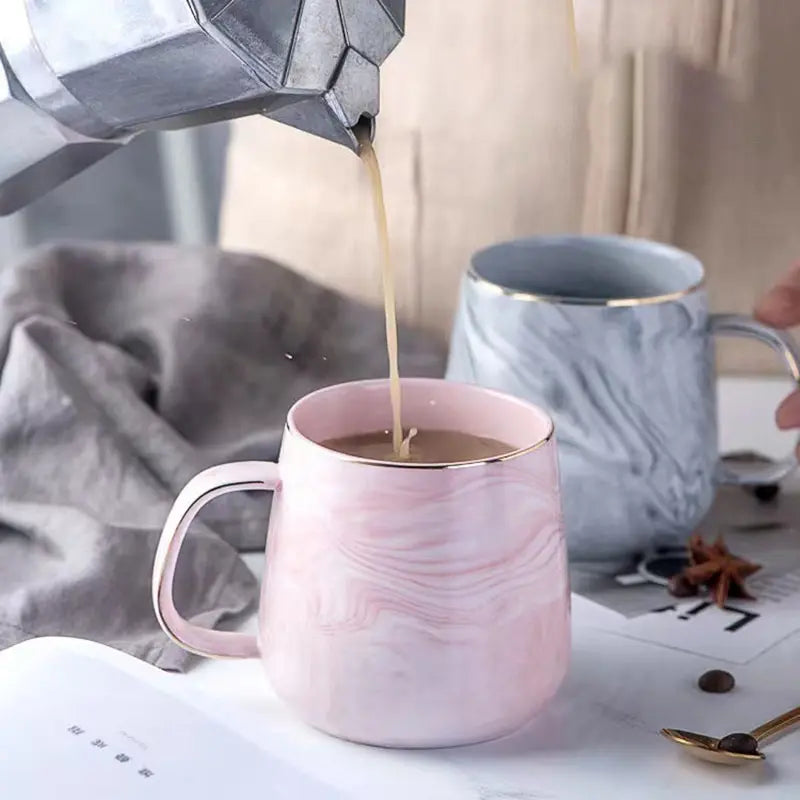 Elevate Your Morning Routine with the Nordic Gold Rim Ceramic Mug!