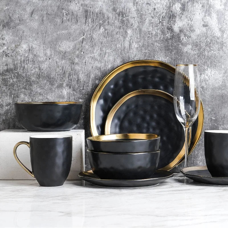 Indulge in Elegance with the oein Modern Porcelain Dish Set